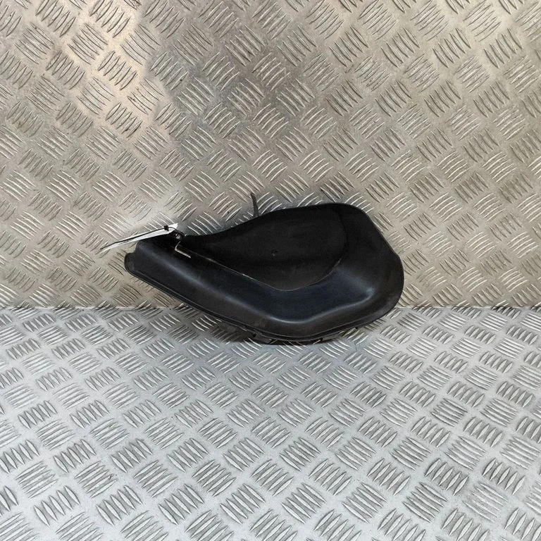 Fuse box cover – Porsche Cayenne (92A) (2010-2017)