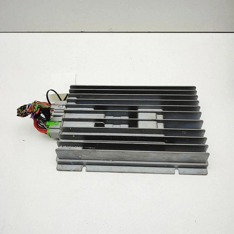 Wzmacniacz audio 3W8035465C