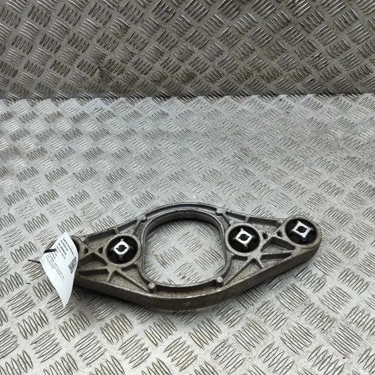 Tagumise reduktori (diferentsiaali) klamber – BMW Series 4 M4 G82 G83 (2020-)