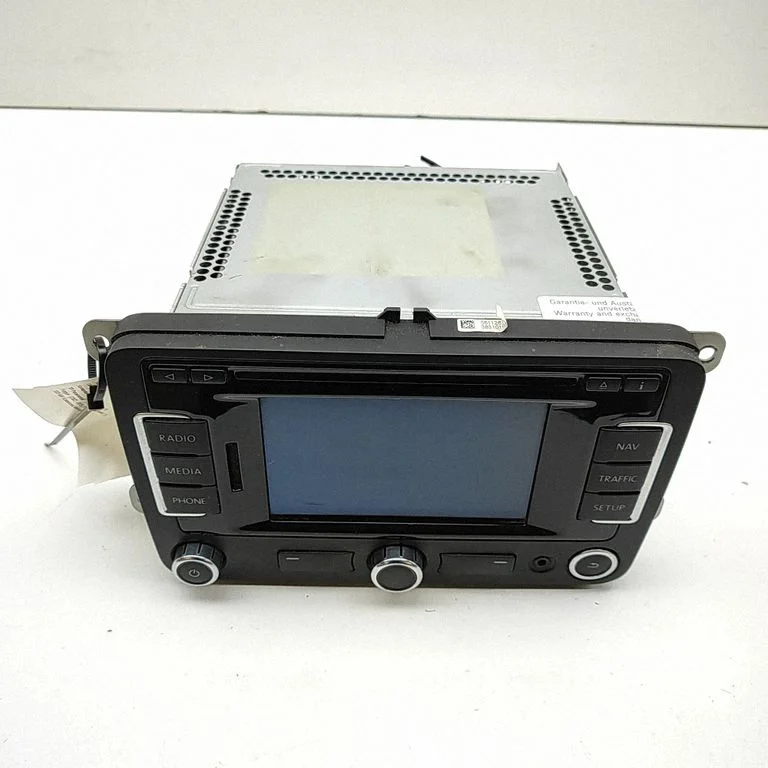 Radio/CD/DVD/GPS head unit – Volkswagen Transporter - Caravelle T5 (2003-2015)