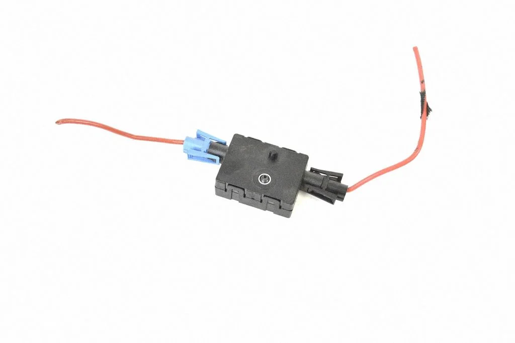 Antenas pastiprinātājs – BMW 1. sērija F20 F21 (2011-2019)