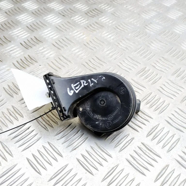 Horn signal SA2FC3721010