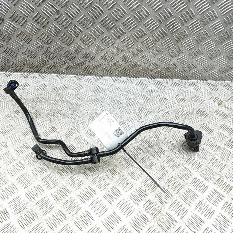 Kartera ventilācija/caurulīte(-s)/šļūtene(-s) 04E906517
