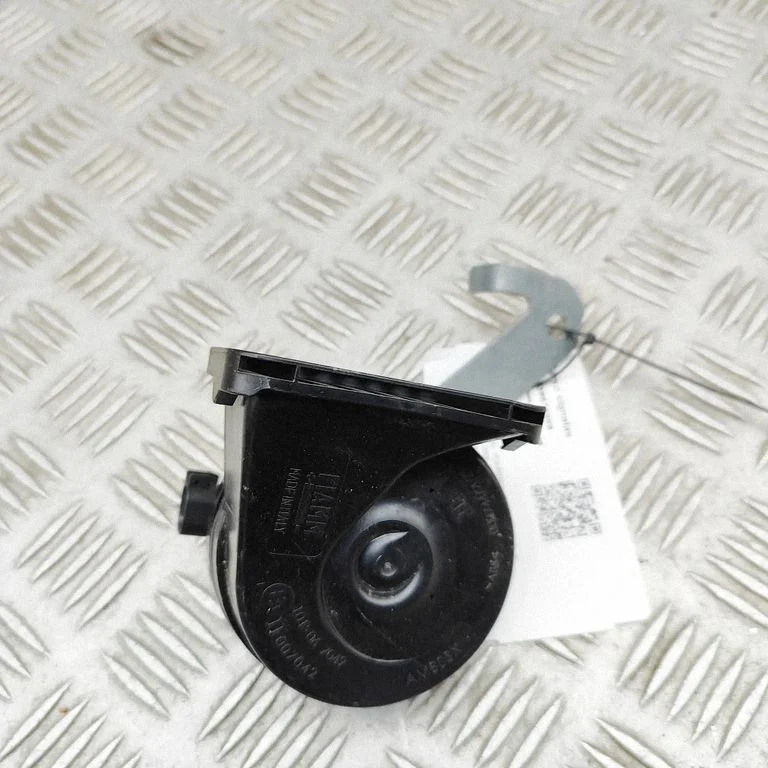 Horn signal PZ3T13802AC