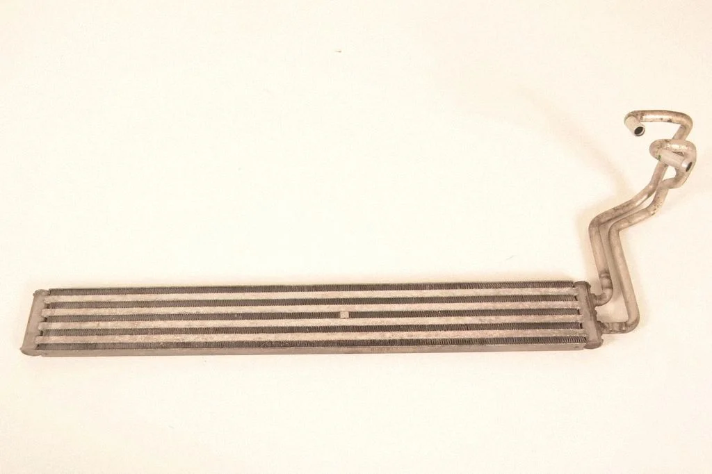 Roolivõimendi radiaator – Porsche Cayenne (9PA) (2002-2010)