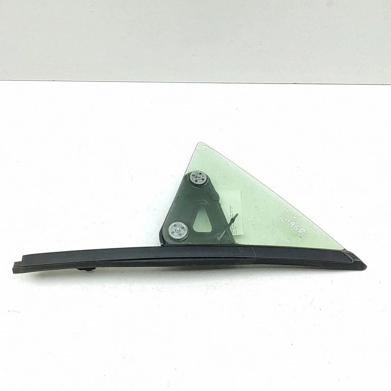 Front vent window/glass (coupe) – Toyota GT 86 (2012-2021)