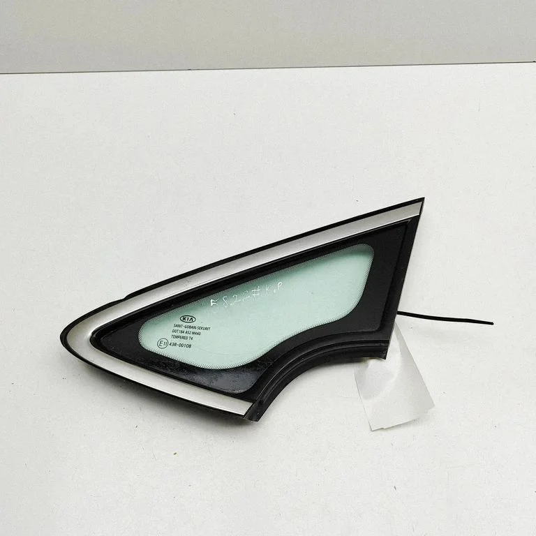 Front triangle window/glass 43R00108