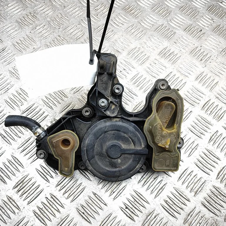 Eļļas nosēdinātājs (separators) 06K103495AS