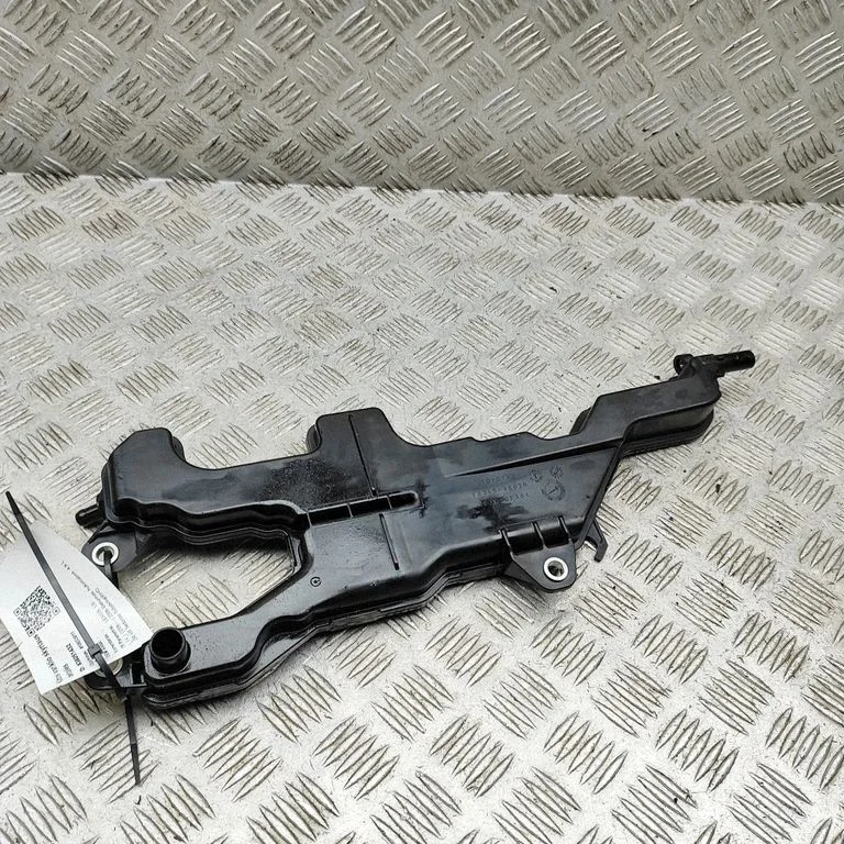 Oil breather separator 1221538020 – Lexus LS UCF30 (2001-2007)