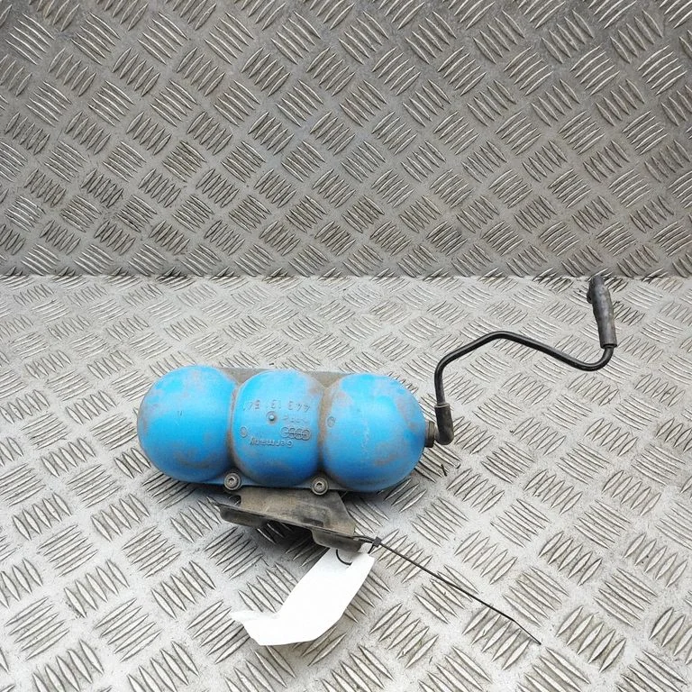 Vacuum air tank 443131541