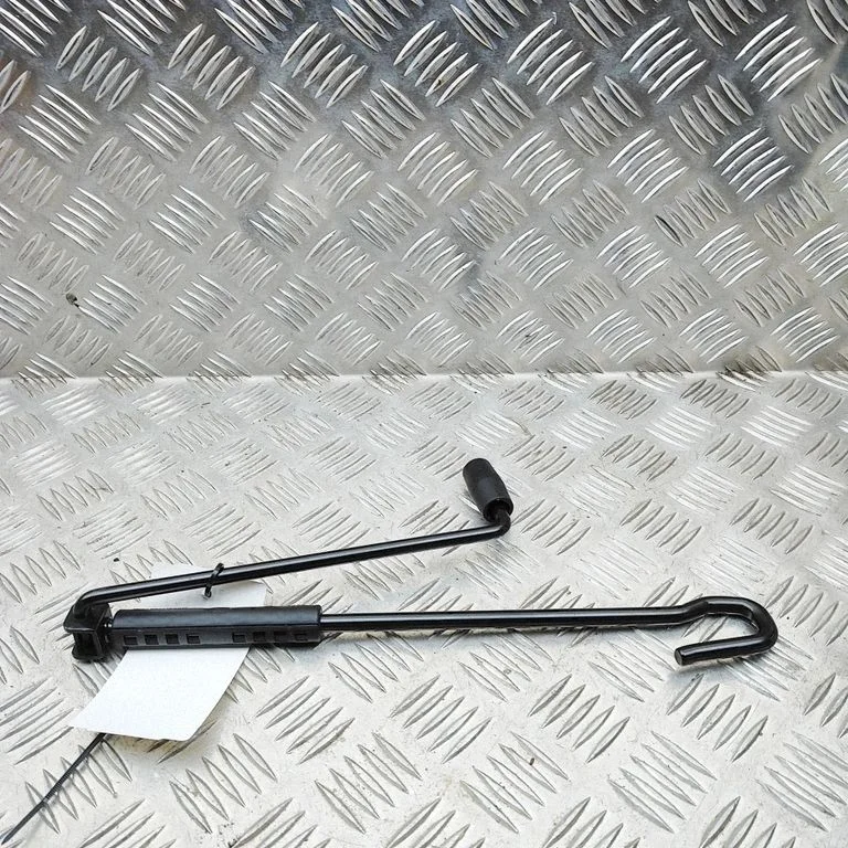 Domkrats HK8317081AA
