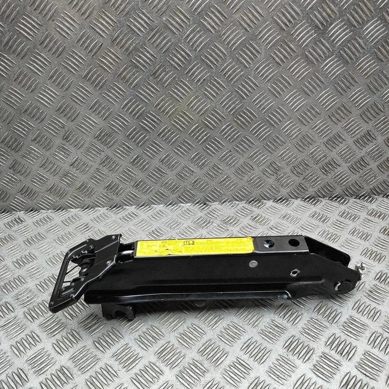 Domkrats 8R0011031E