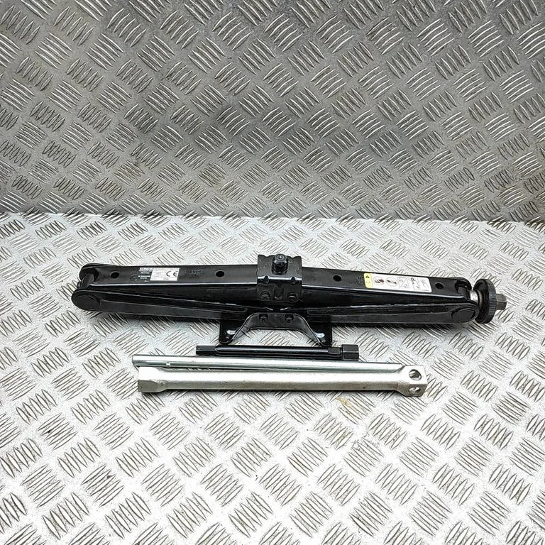 Domkrats 1357231080