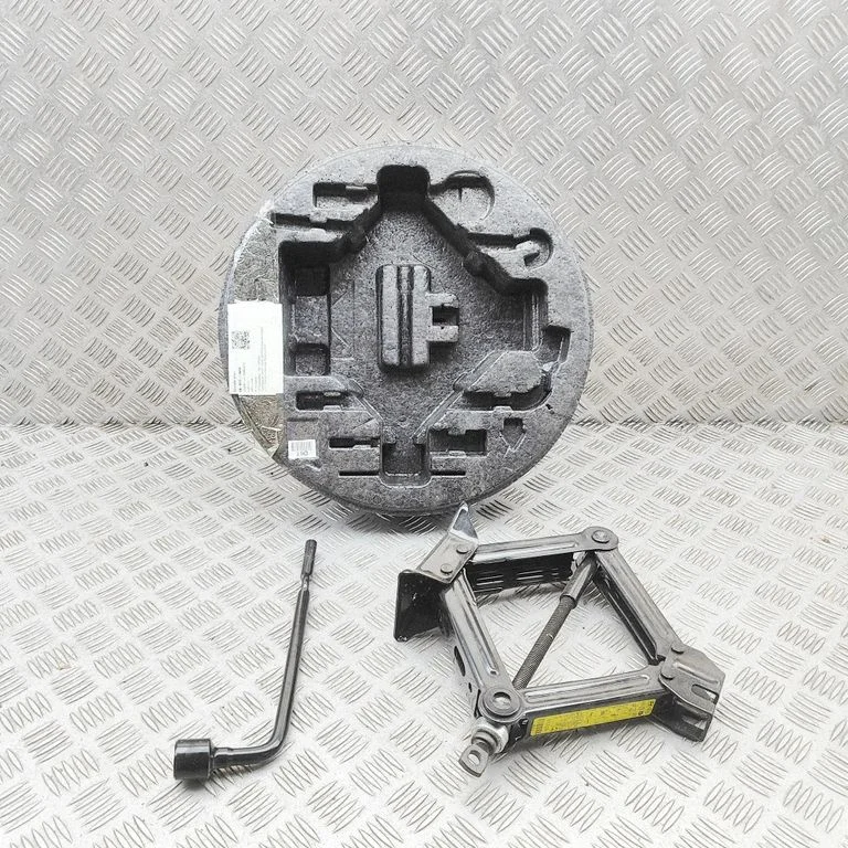 Instrumentu komplekts 09110B1000