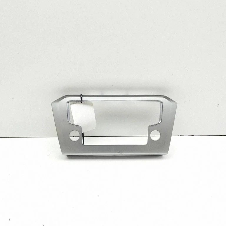 Radio/GPS head unit trim 3G0819475A