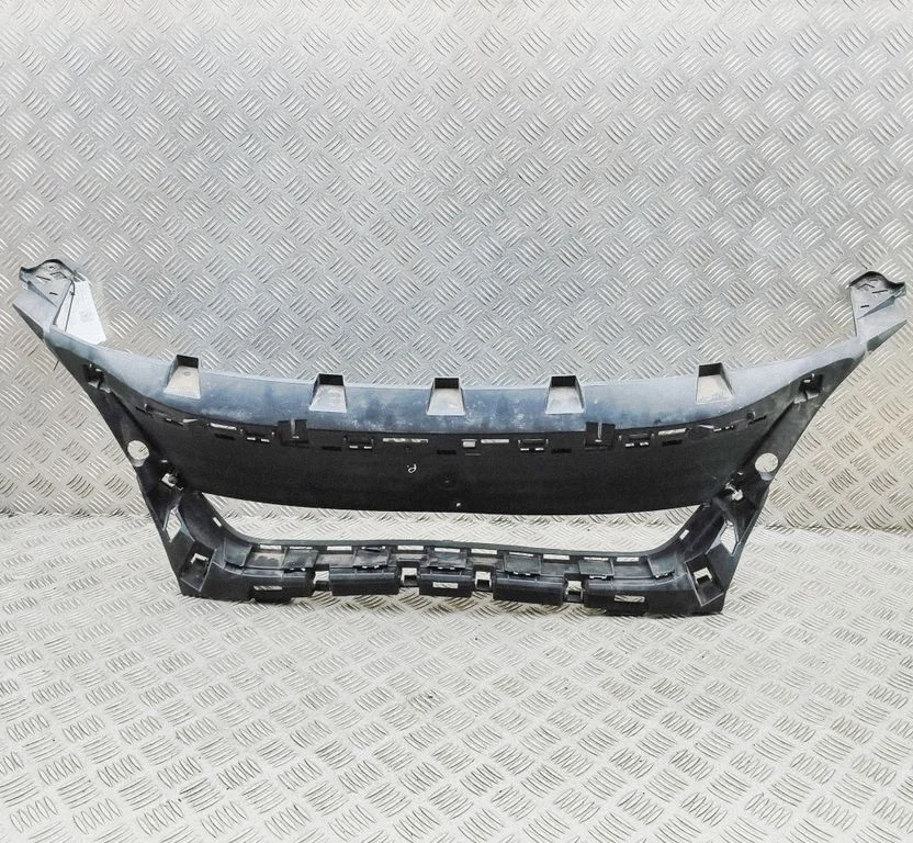 Aizmugurējā bufera pastiprinājums 9815317777