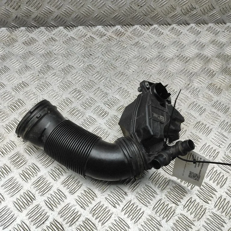 Sisselaske resonaator 5Q0129684D – Seat Arona (2017-)