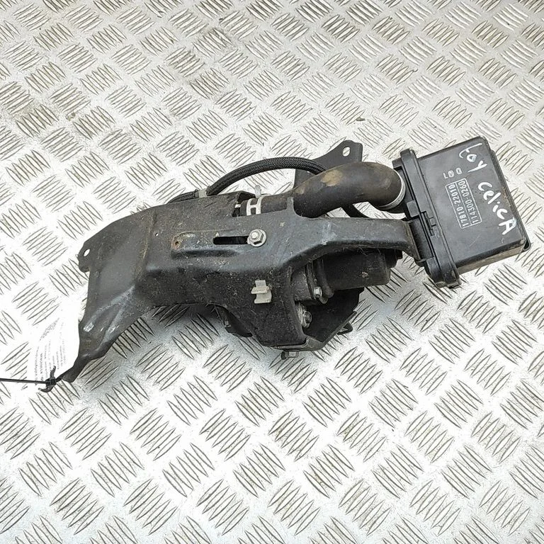 Sekundaarõhu pump 1761022020 – Toyota Celica T230 (1999-2006)