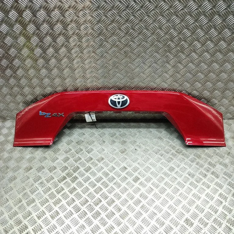 Tailgate trim – Toyota bZ4X (2022-)