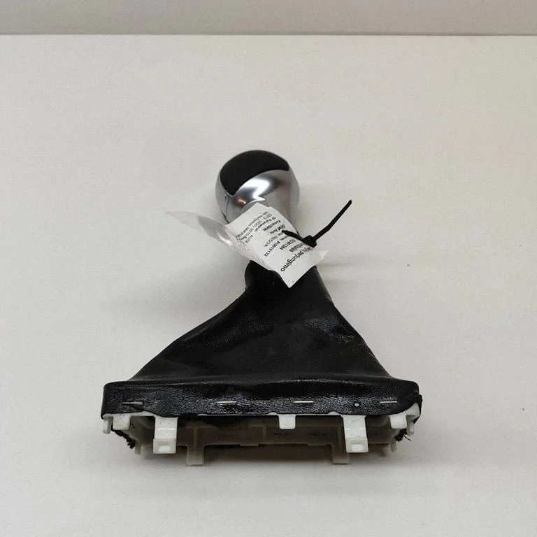 Gear lever shifter trim leather/knob 8V2713139N