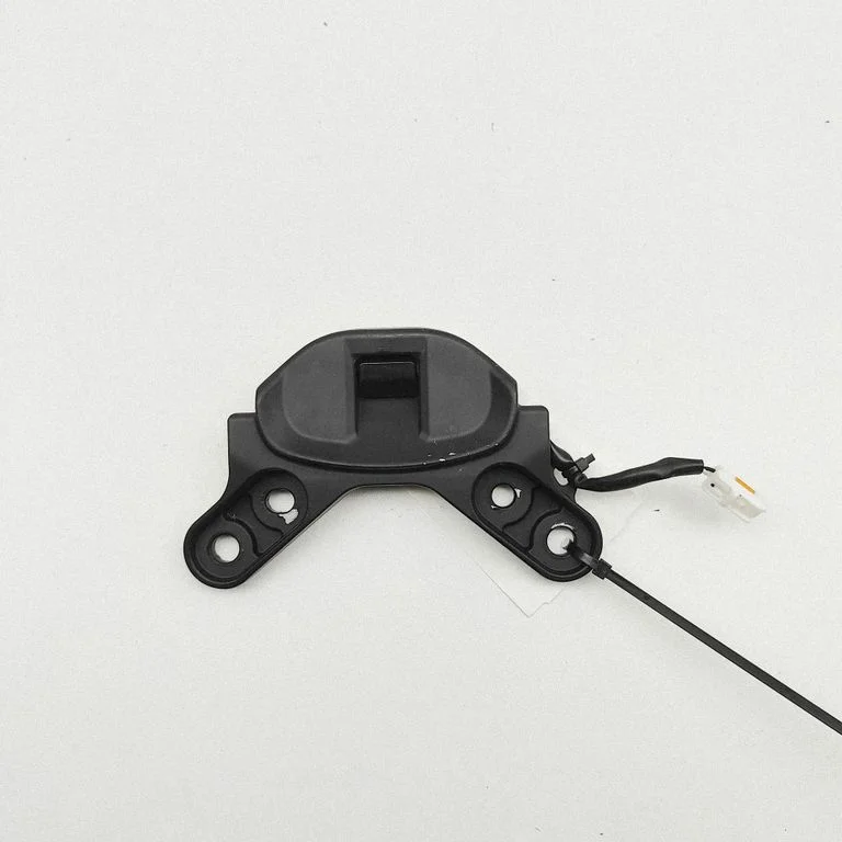 Convertible roof lock/latch N247R13B0