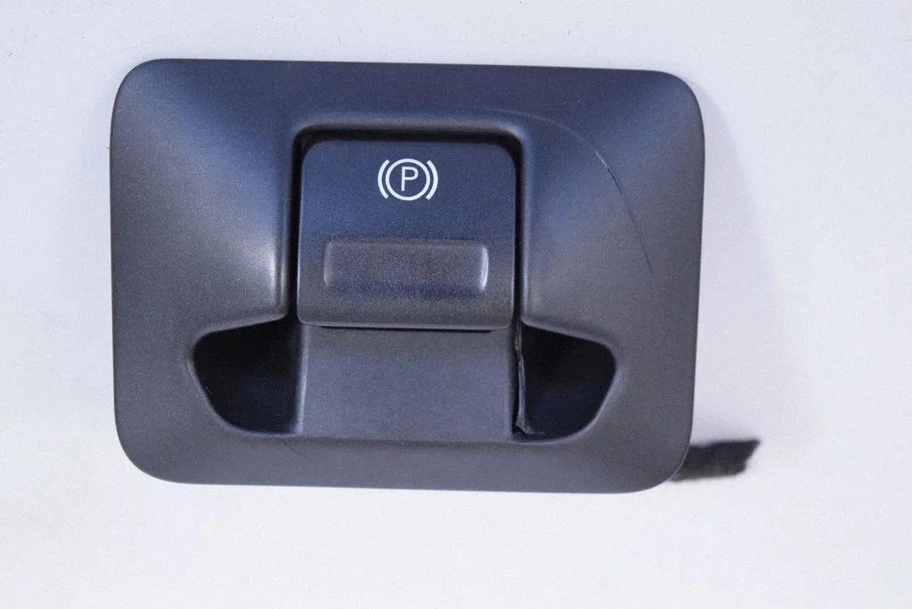 Hand parking brake switch – Volvo V60 (2013-2018)