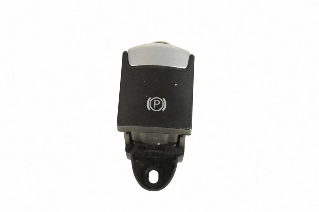 Hand parking brake switch – Maserati Ghibli (2013-)