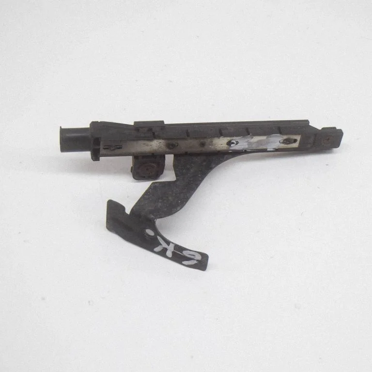 Riepu spiediena sensors 4D0907277