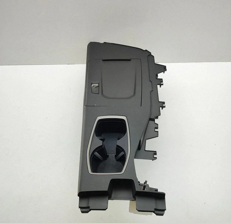 Other center console (tunnel) element – Peugeot 5008 II (2016-)