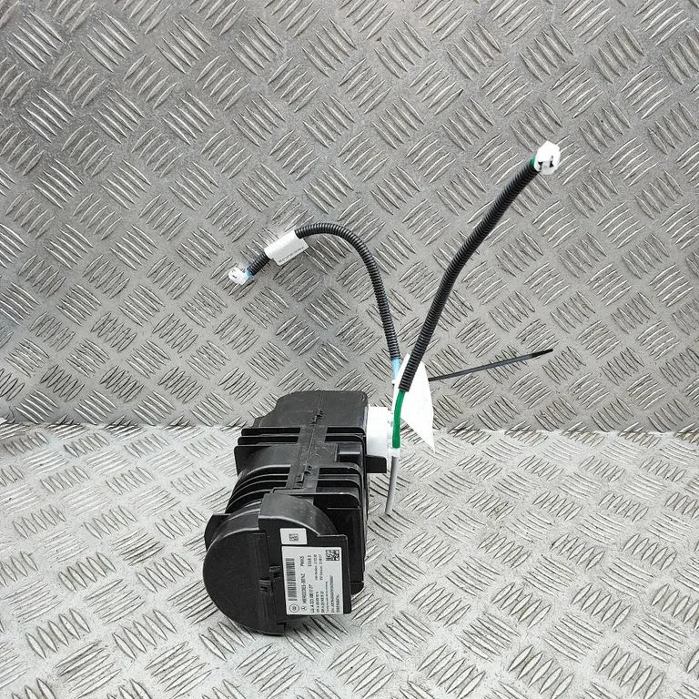 Centrālās atslēgas vakuuma sūknis A2239019214