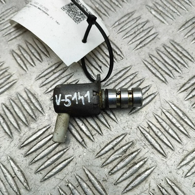 Eļļas spiediena sensors 06K115243R