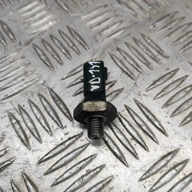 Oil pressure sensor – Audi A6 S6 C7 4G (2011-2018)