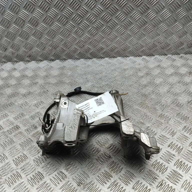 Other front suspension part 8W0399296E