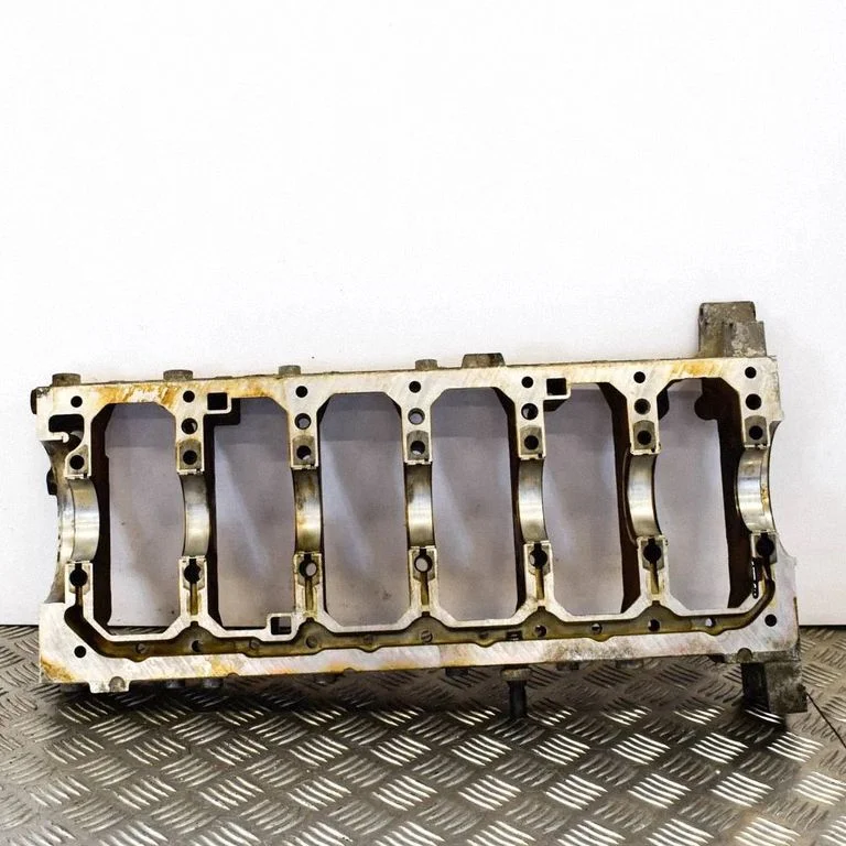 Other cylinder head part – Volvo S80 (1999-2003)
