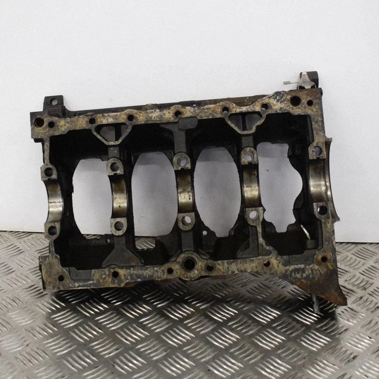 Other cylinder head part – Renault Master III (2010-2024)