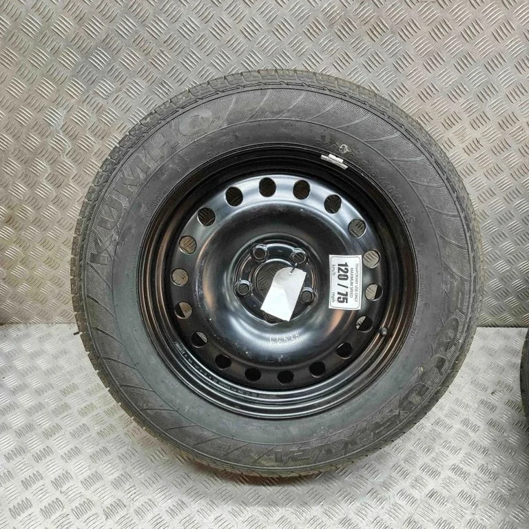 R18 rezerves ritenis 68051987AC