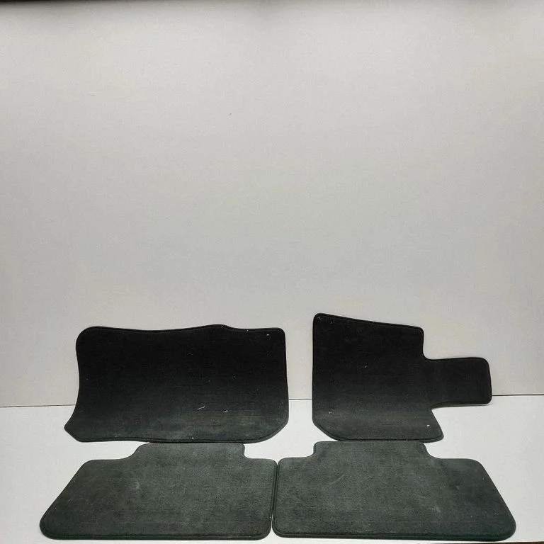 Car floor mat set 7445685