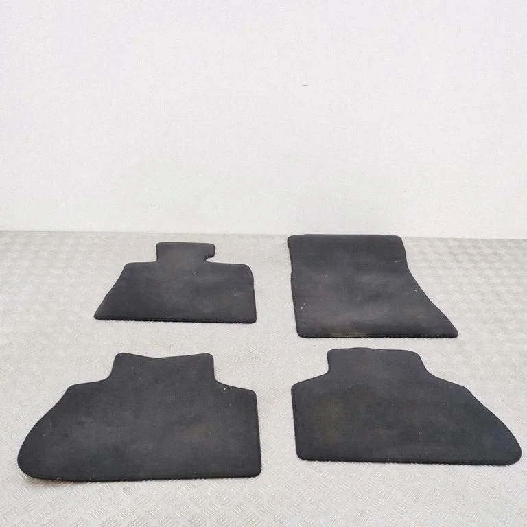 Car floor mat set 7478826