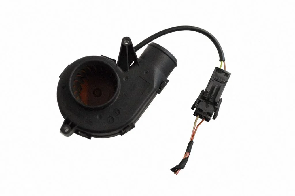 Wentylator sterownika silnika 7547141