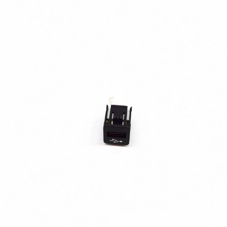 USB ligzda – BMW X3 G01 (2018-2024)