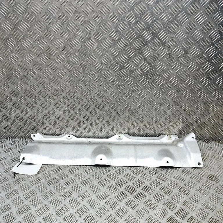 Dzinēja siltumizolācija (aizsargs pret karstumu) 7407764