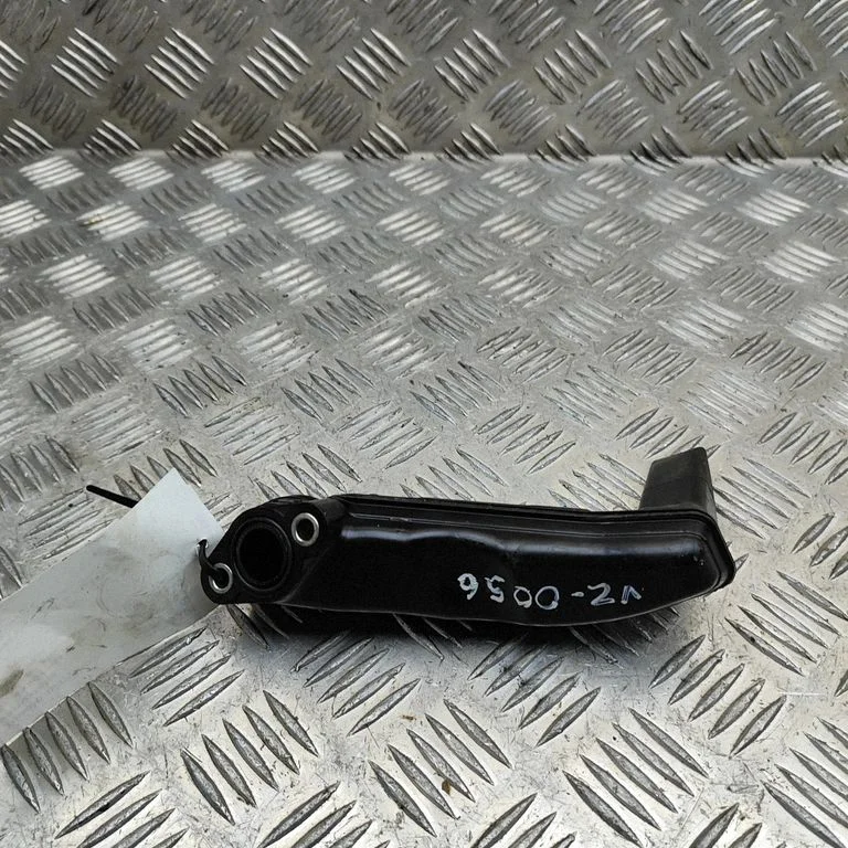 Eļļas uzpildes caurule – Ford Focus (2010-2017)