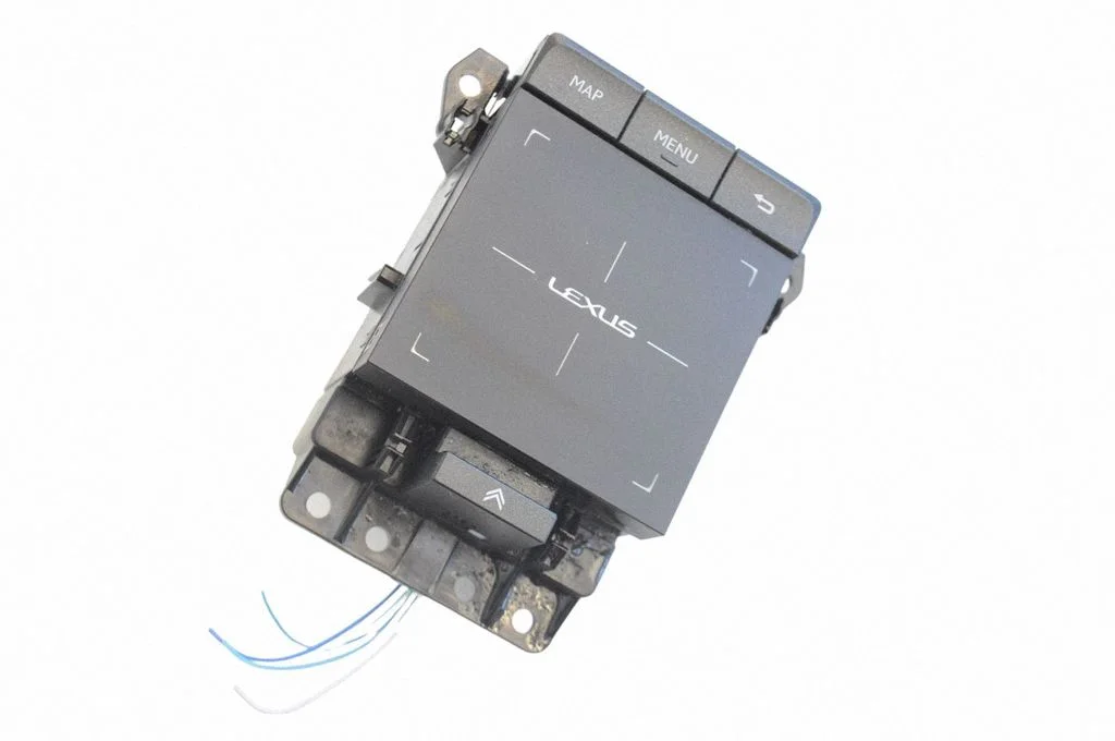 Head unit multimedia control – Lexus NX (2014-2021)