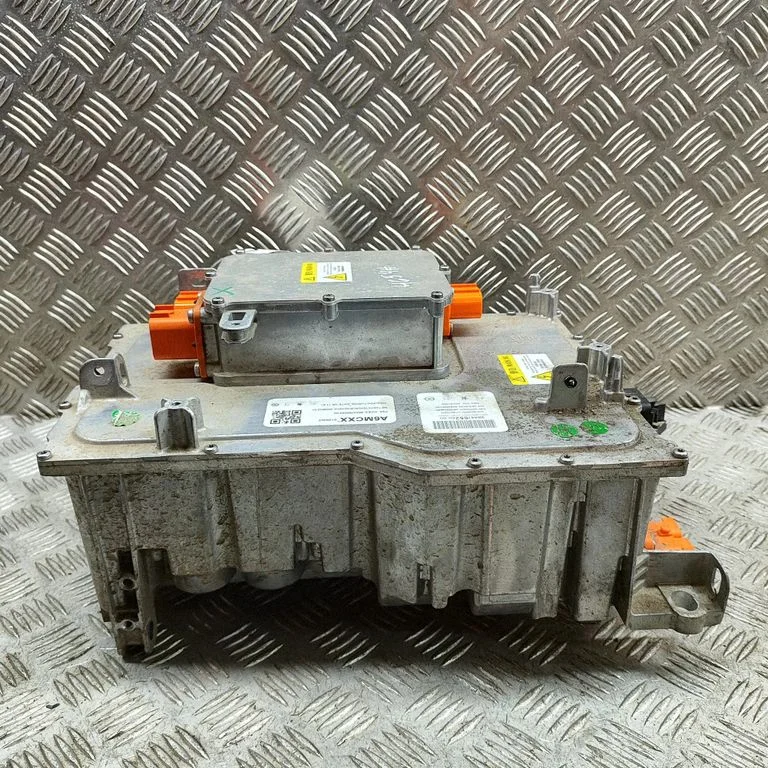 Invertors (sprieguma pārveidotājs) 9838854680