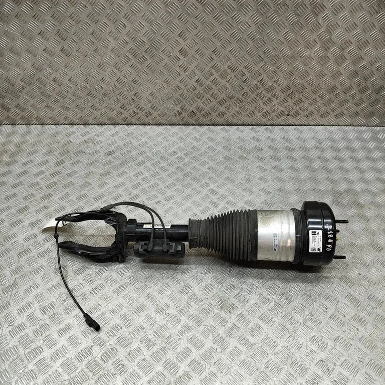 Air suspension front shock absorber A1673201403