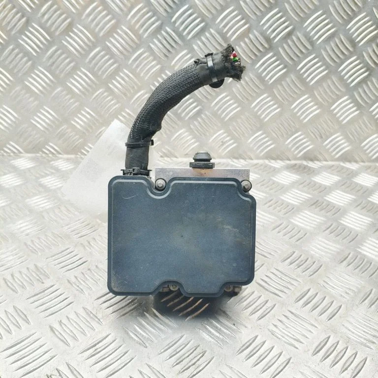 ABS block – Mercedes-Benz EQA (2021-)