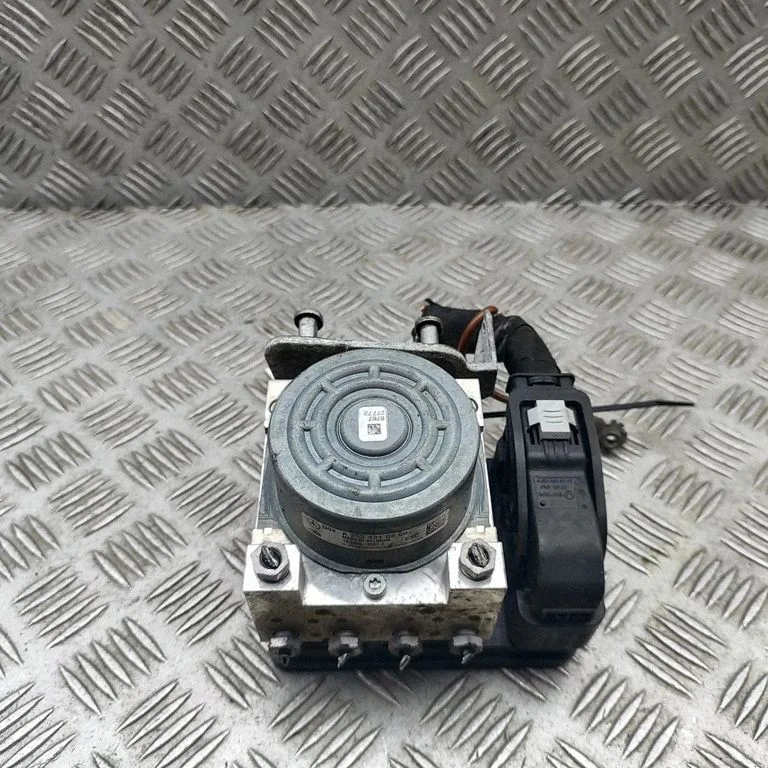 ABS bloks – Mercedes-Benz C klase W205 (2014-2021)