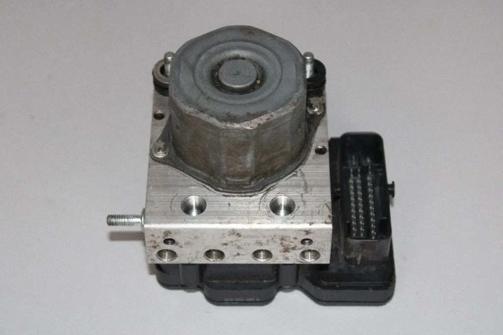 ABS bloks A0004313700