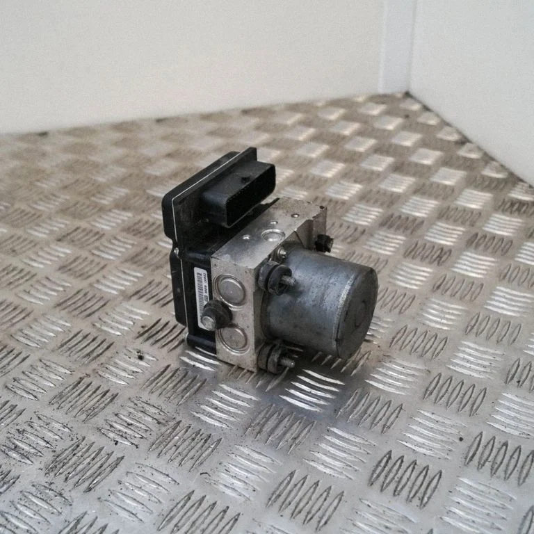 ABS block – Audi A4 S4 B6 8E 8H (2001-2005)