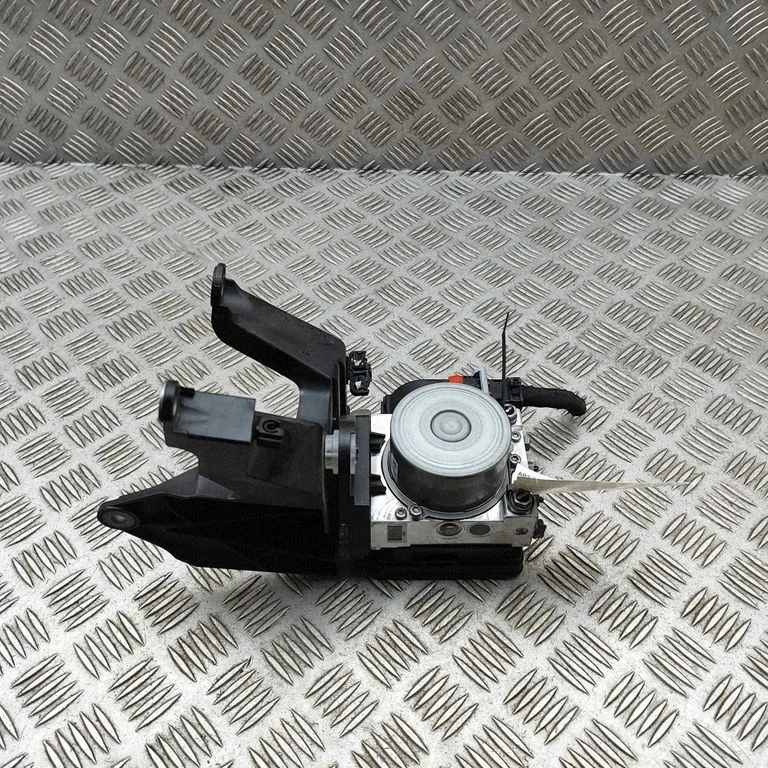 ABS bloks 1EA614517M